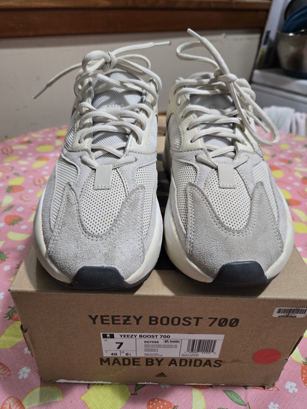Adidas Yeezy Boost 700 Size 7